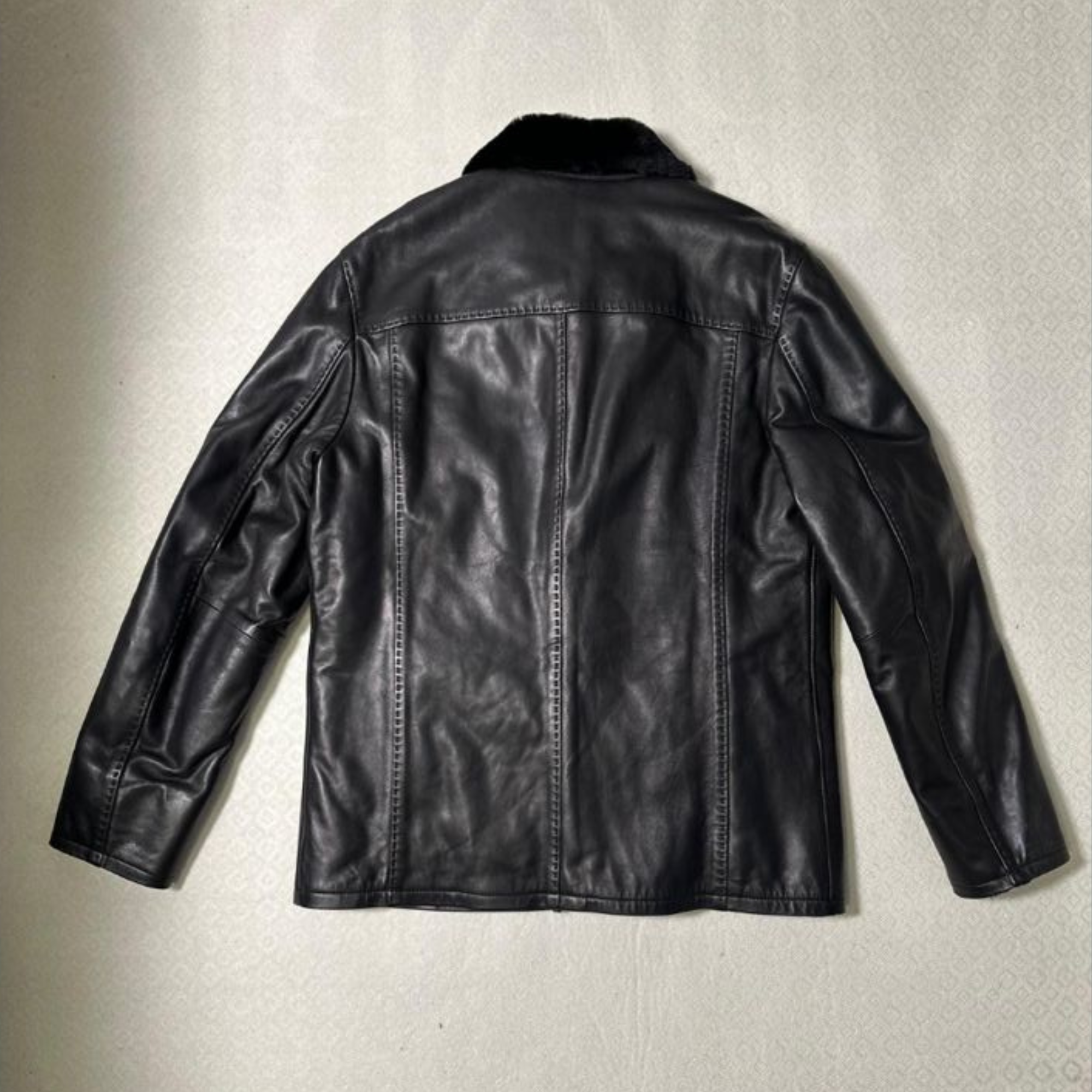 Waterproof Calf Leather Shearling Jacket - Black