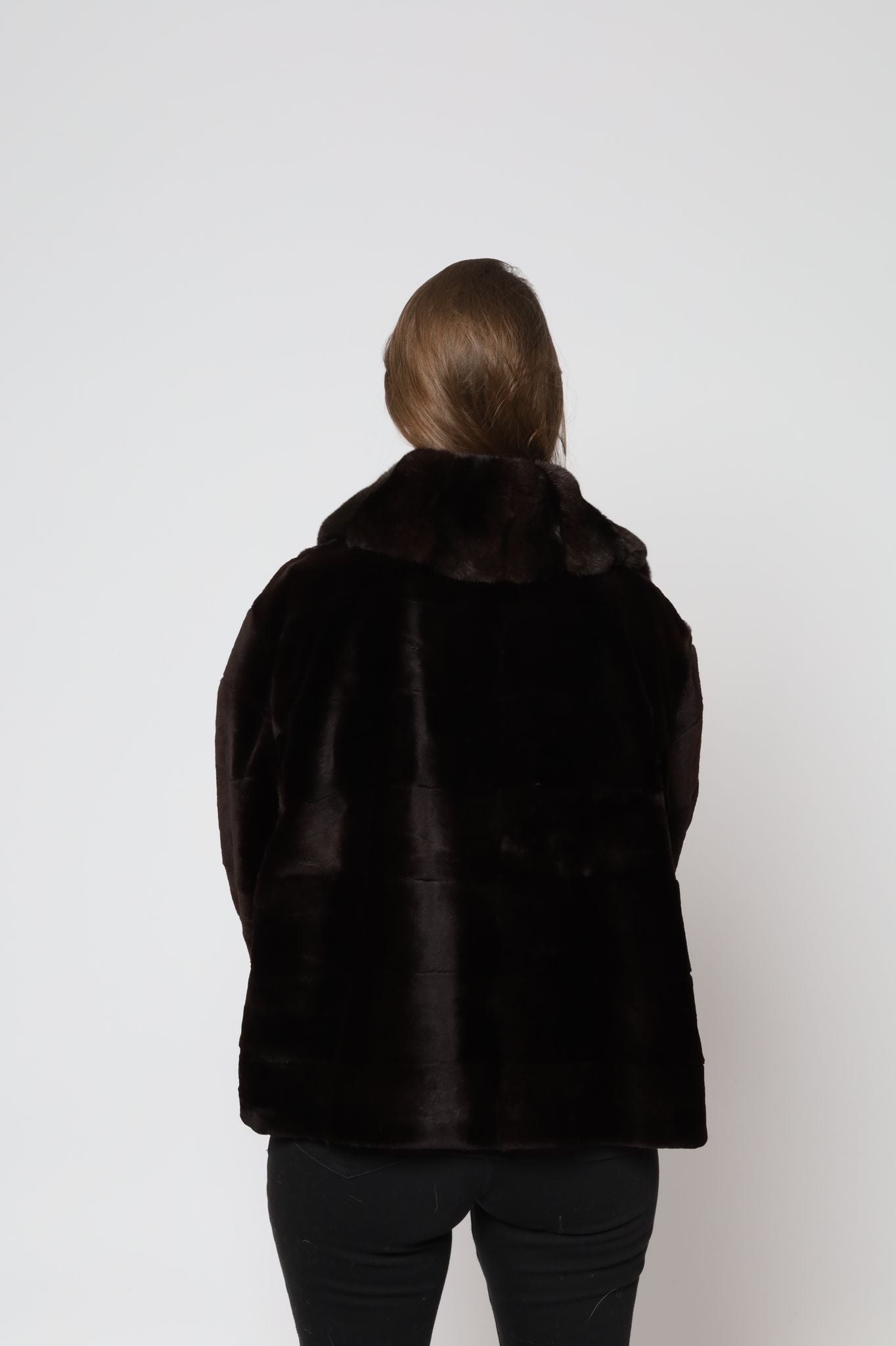 Short Hair Mink With Chinchilla Collar And Sleeves